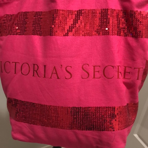 Victoria’s Secret Limited Edition Extra Large Bling Sequin Tote Weekender - Picture 9 of 12